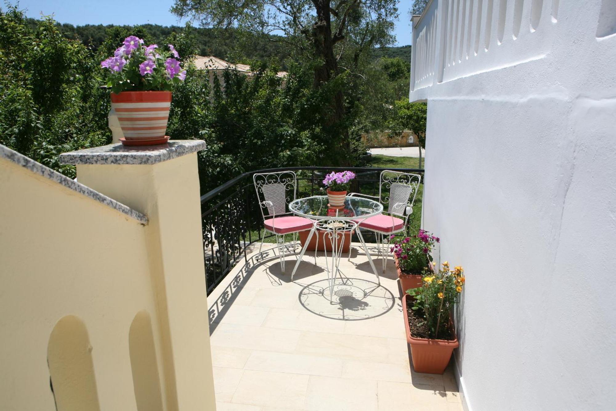 Byzantio Hotel & Apartments ปาร์กา ภายนอก รูปภาพ