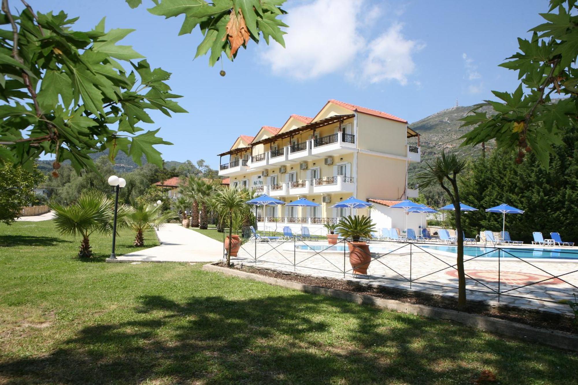 Byzantio Hotel & Apartments ปาร์กา ภายนอก รูปภาพ