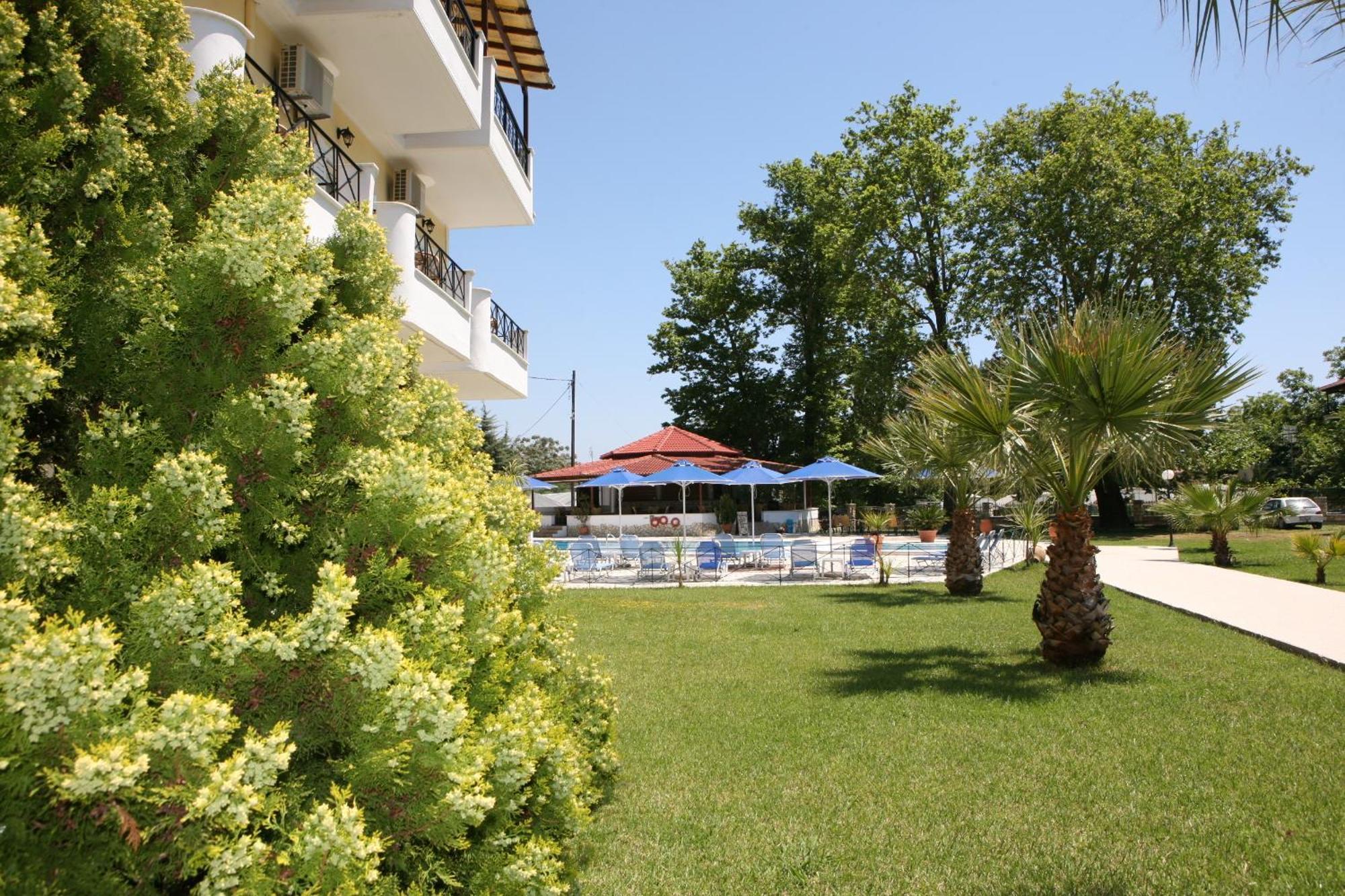 Byzantio Hotel & Apartments ปาร์กา ภายนอก รูปภาพ