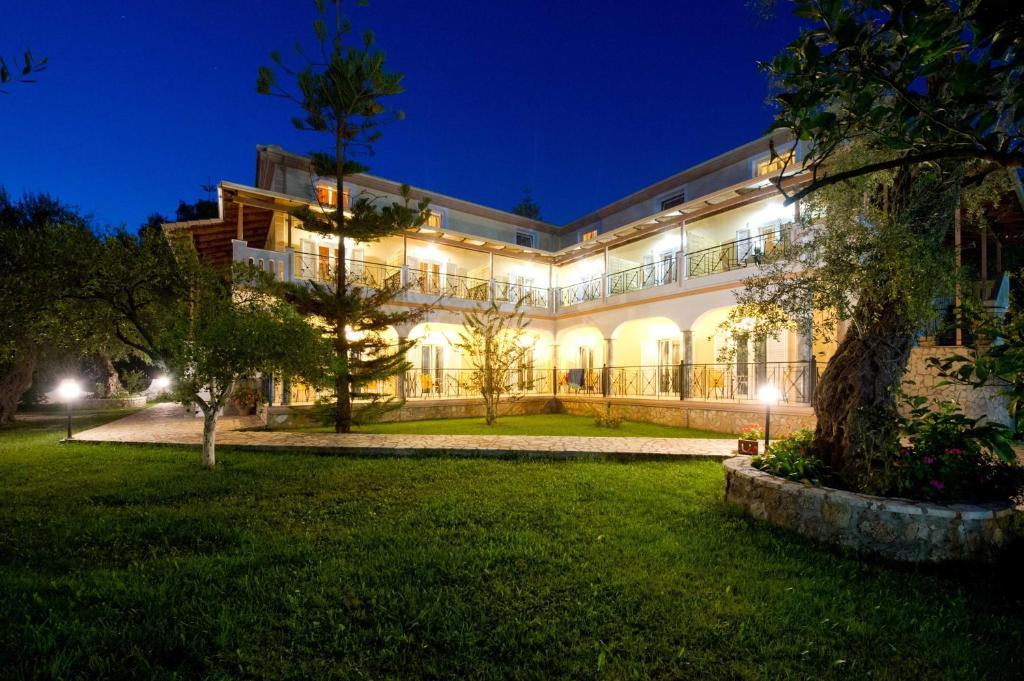 Byzantio Hotel & Apartments ปาร์กา ภายนอก รูปภาพ