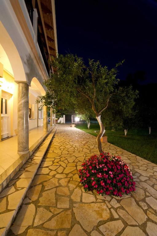 Byzantio Hotel & Apartments ปาร์กา ภายนอก รูปภาพ